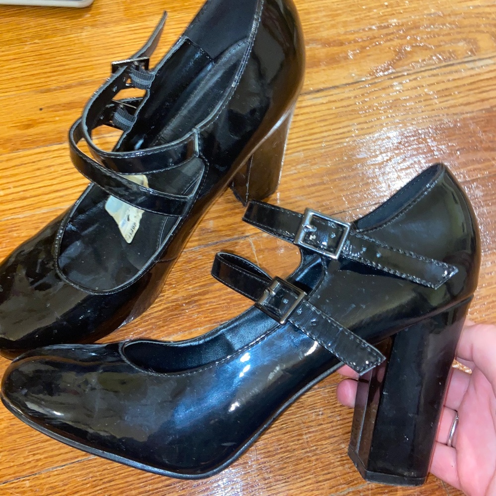 Black vintage heels